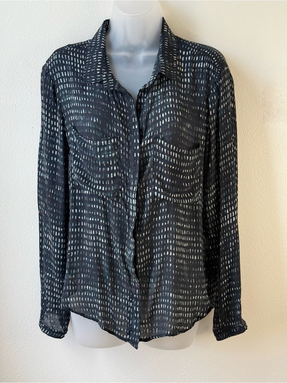 Bella Dahl Navy Abstract Print Rayon Button Down Blouse M